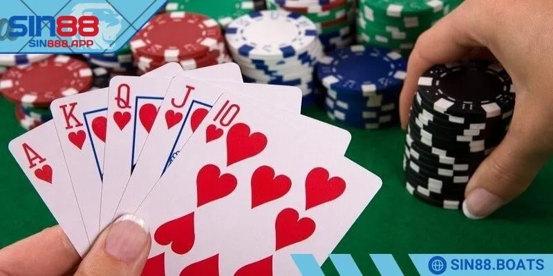 Tổng điểm xác định bằng cách cộng giá trị ba lá